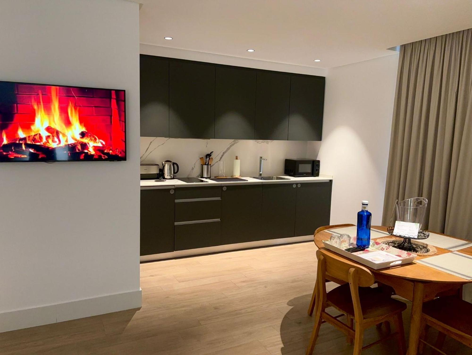 צ'יפיונה Apartamentos Turisticos La Plaza מראה חיצוני תמונה