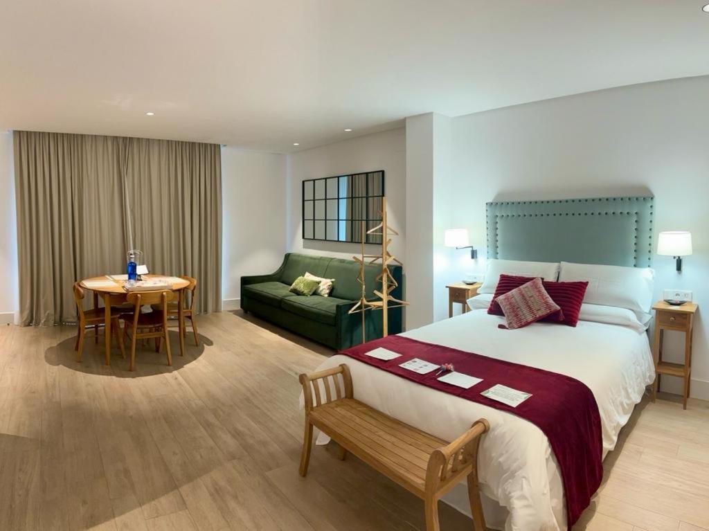 צ'יפיונה Apartamentos Turisticos La Plaza מראה חיצוני תמונה