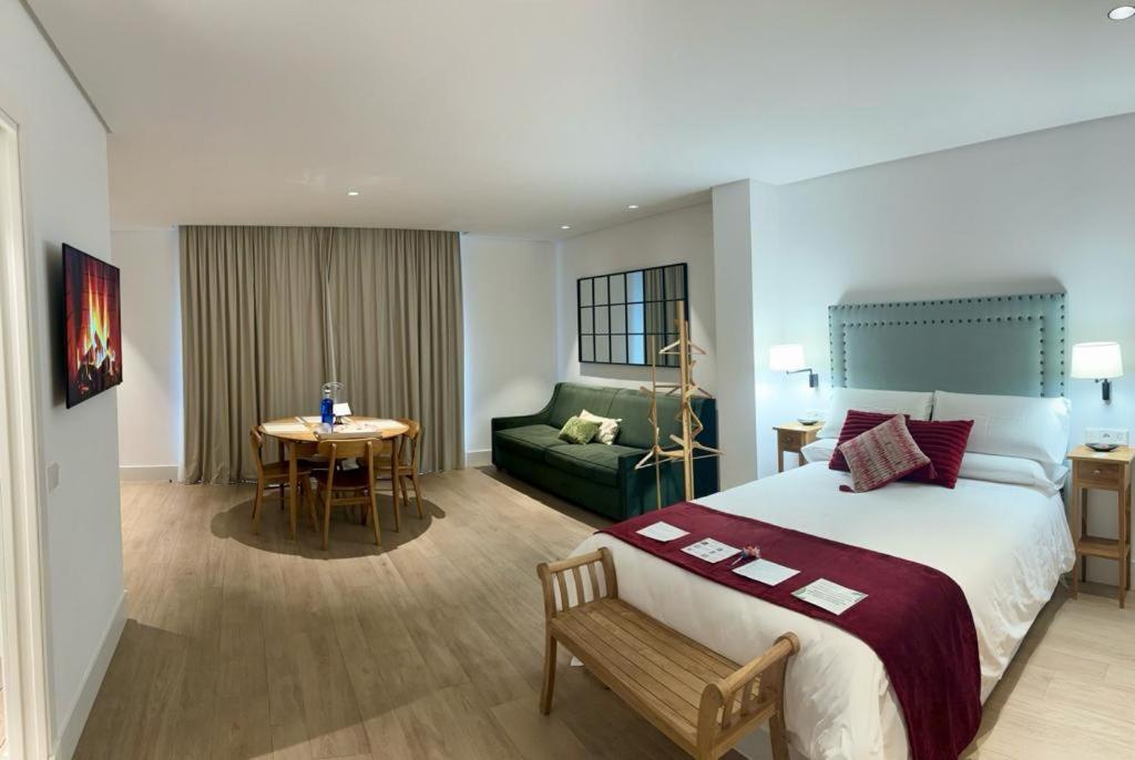 צ'יפיונה Apartamentos Turisticos La Plaza מראה חיצוני תמונה