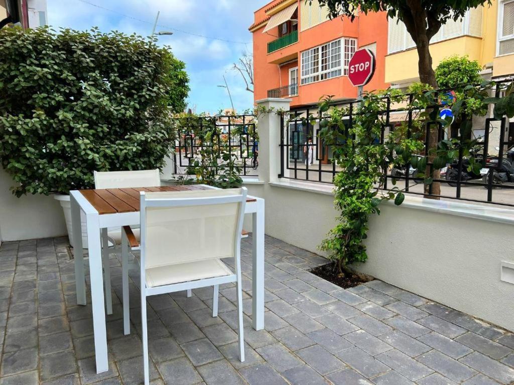צ'יפיונה Apartamentos Turisticos La Plaza מראה חיצוני תמונה