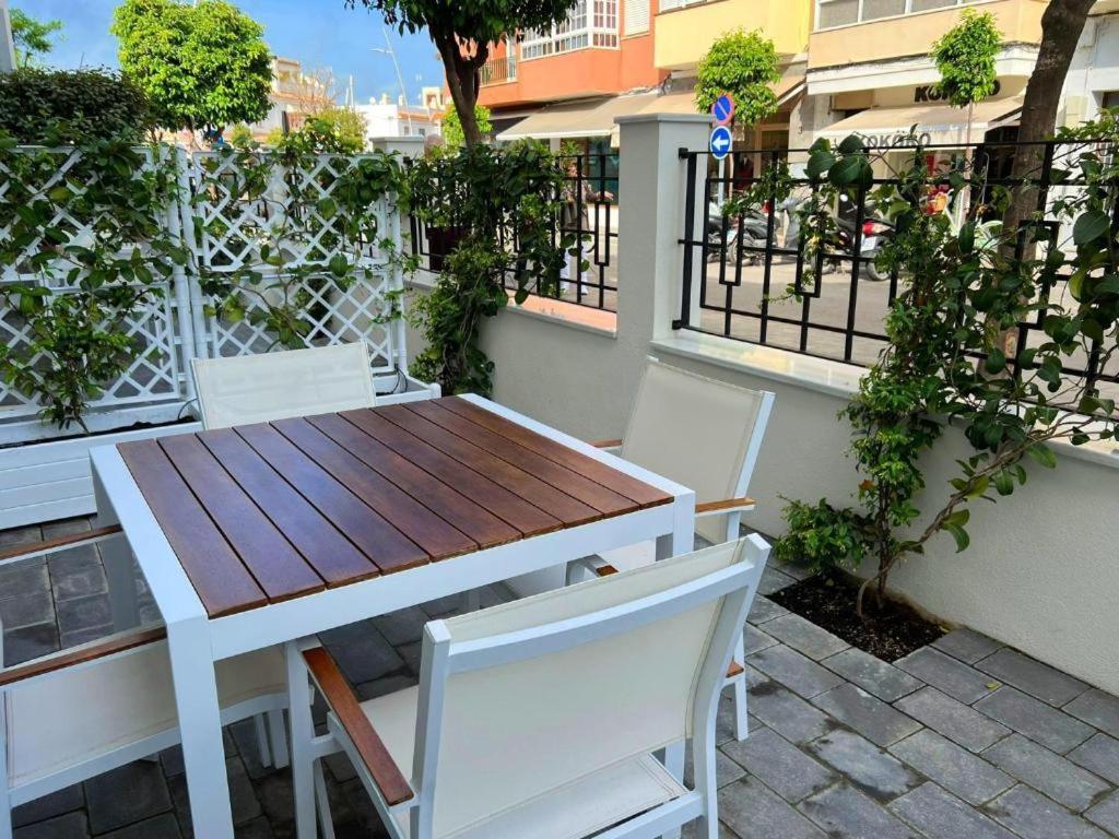 צ'יפיונה Apartamentos Turisticos La Plaza מראה חיצוני תמונה