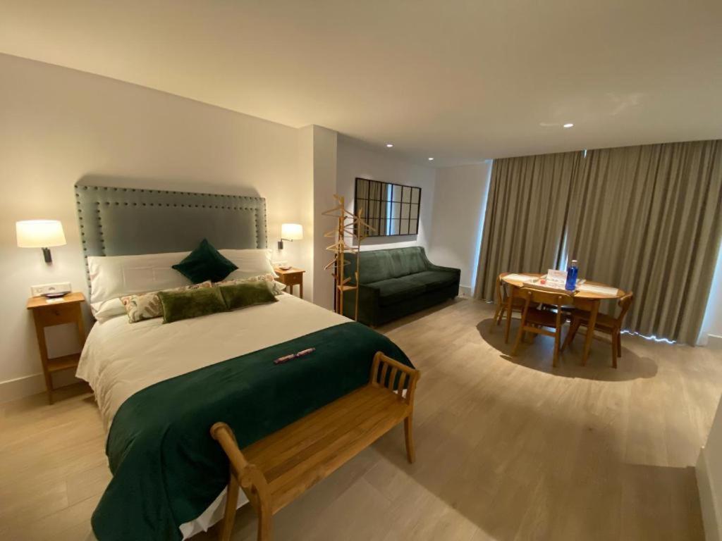צ'יפיונה Apartamentos Turisticos La Plaza מראה חיצוני תמונה