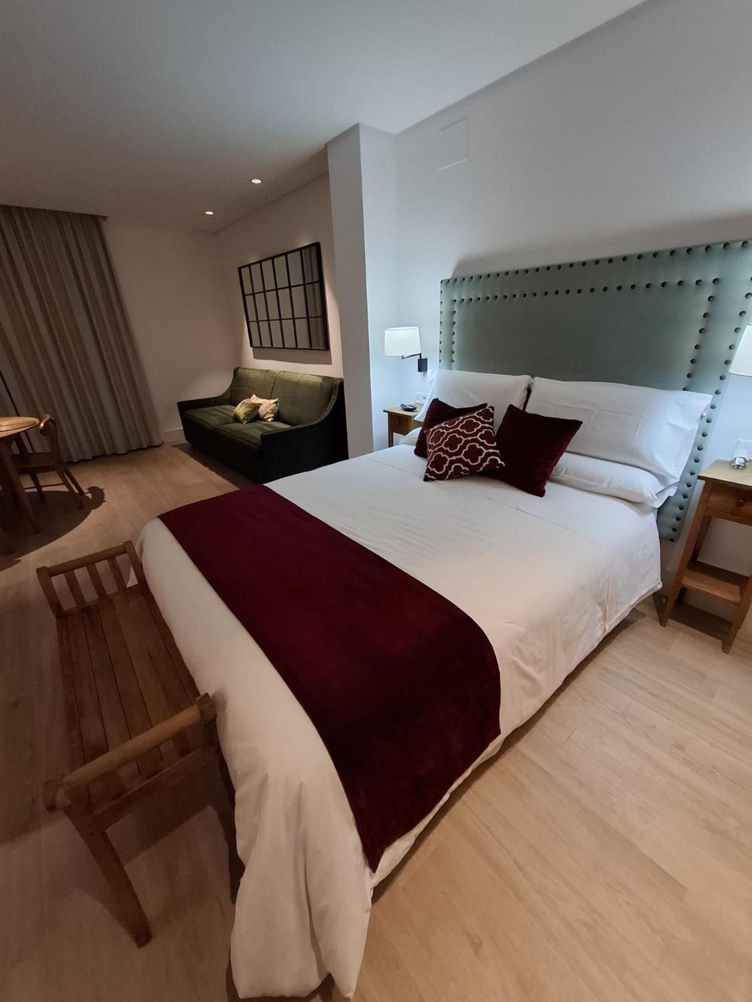צ'יפיונה Apartamentos Turisticos La Plaza מראה חיצוני תמונה